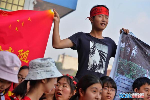 歸燈拾寂《決戰(zhàn)！安全京》化鯨全新賞金特典皮膚行將上臺