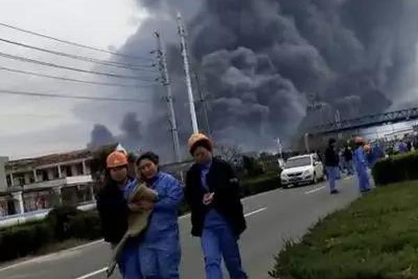 2023年好玩的布衣卡牌游戲引薦 不氪金也能玩