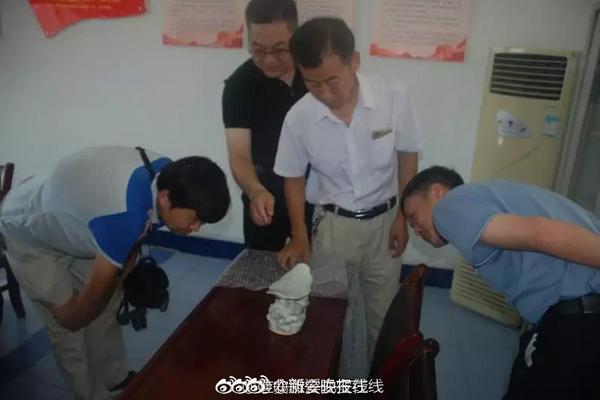 歸燈拾寂《決戰(zhàn)！安全京》化鯨全新賞金特典皮膚行將上臺