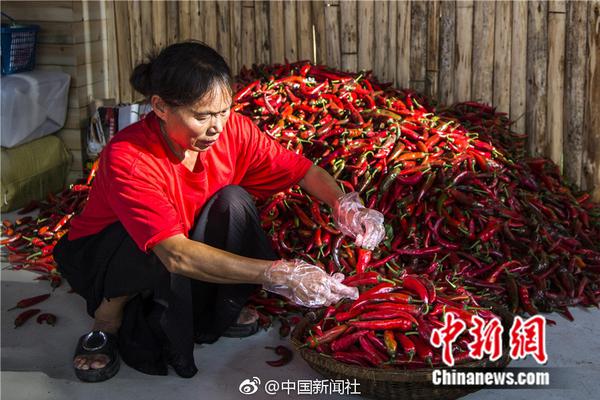 《網(wǎng)易棋牌》避暑夏至福利放送中，玩走運尋寶贏取清涼好禮！
