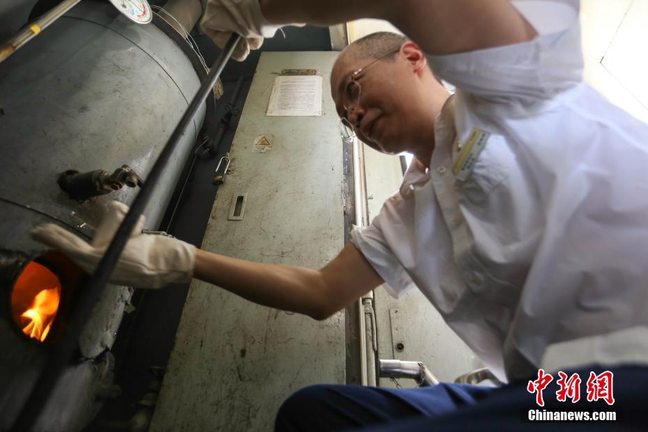 在國外玩dnf推遲高怎樣辦？國外地下城與勇士手游卡頓怎樣處理？
